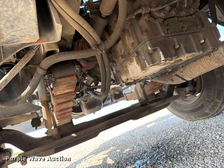 image for item EO8619 1998 Ford LT8513 bucket truck