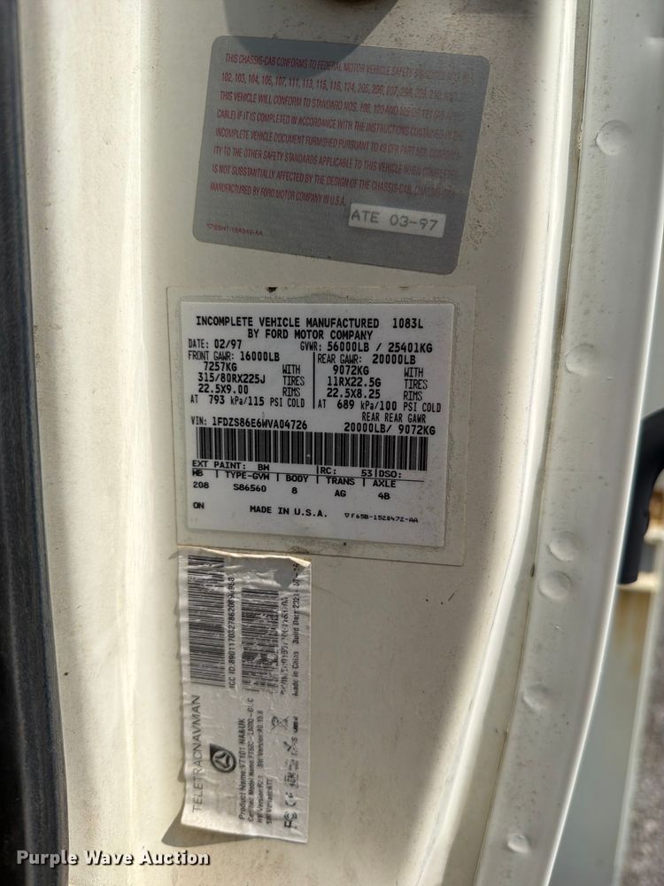 image for item EO8619 1998 Ford LT8513 bucket truck