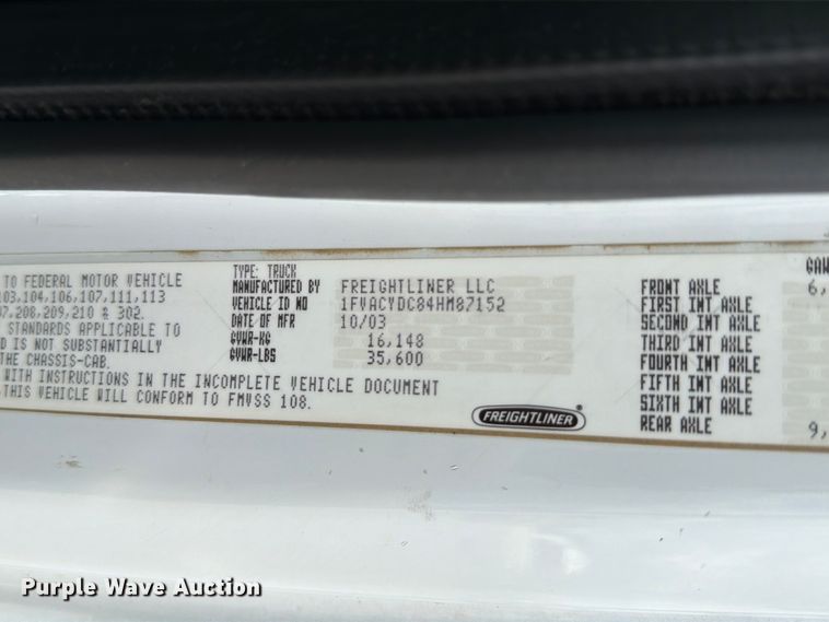 image for item EO8620 2004 Freightliner Business Class M2 106 utility / service truck