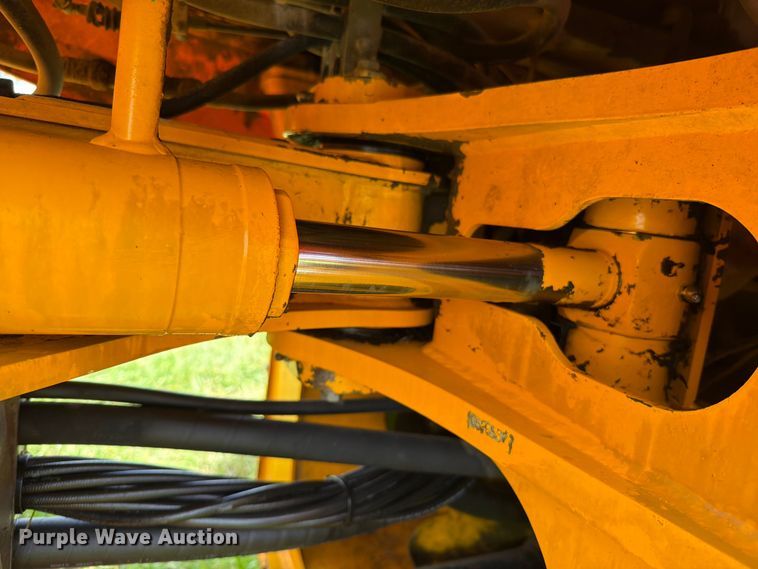 image for item EO8627 1997 JCB 416B HT integrated tool carrier