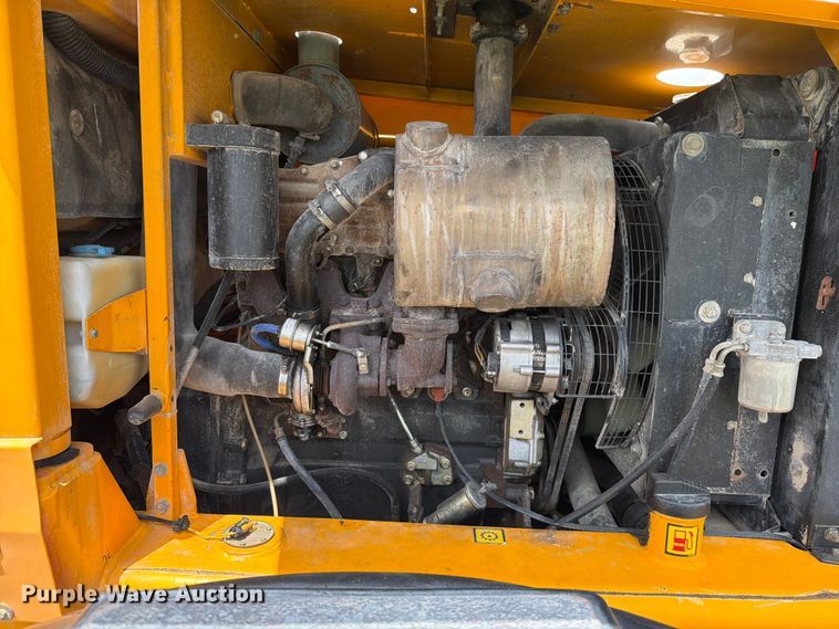 image for item EO8627 1997 JCB 416B HT integrated tool carrier