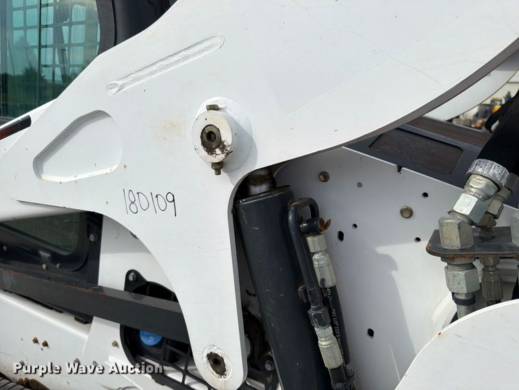 image for item EO8648 2016 Bobcat T770 tracked skid steer loader