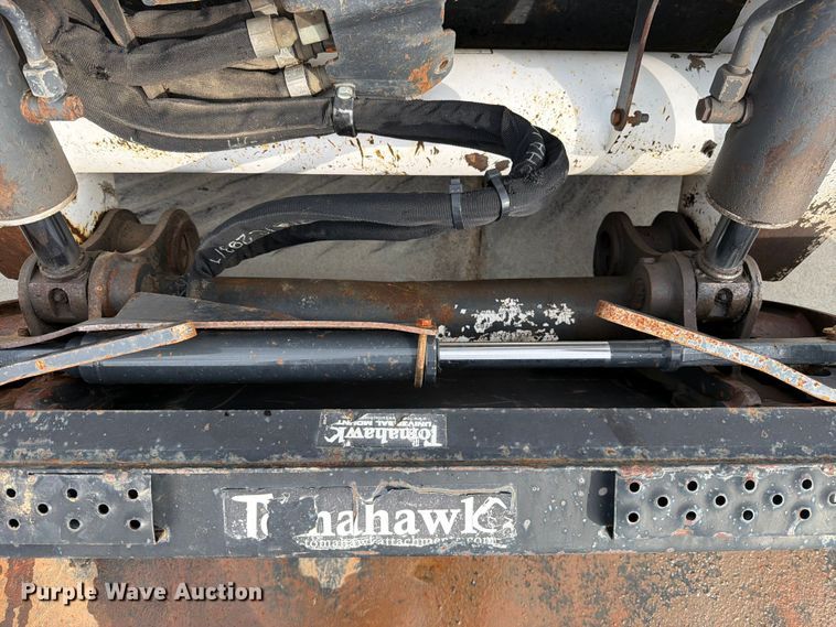 image for item EO8648 2016 Bobcat T770 tracked skid steer loader