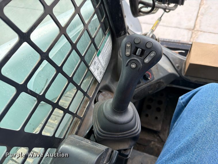 image for item EO8648 2016 Bobcat T770 tracked skid steer loader
