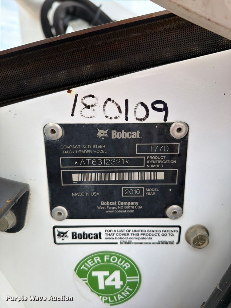 image for item EO8648 2016 Bobcat T770 tracked skid steer loader