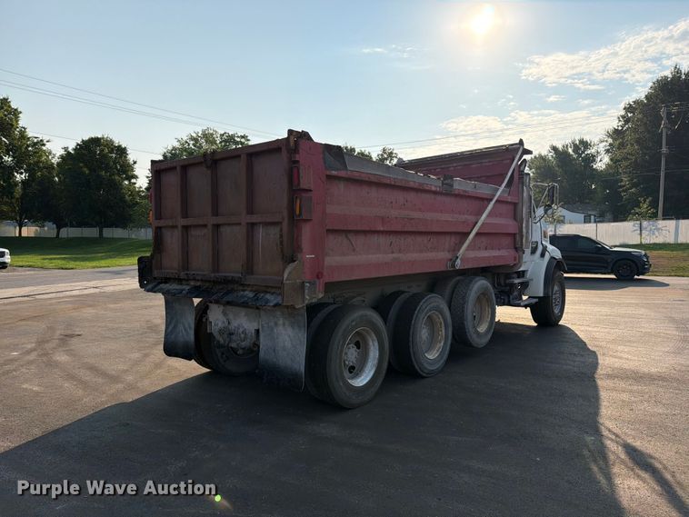 image for item EO8649 2006 Sterling Truck L9500 dump truck