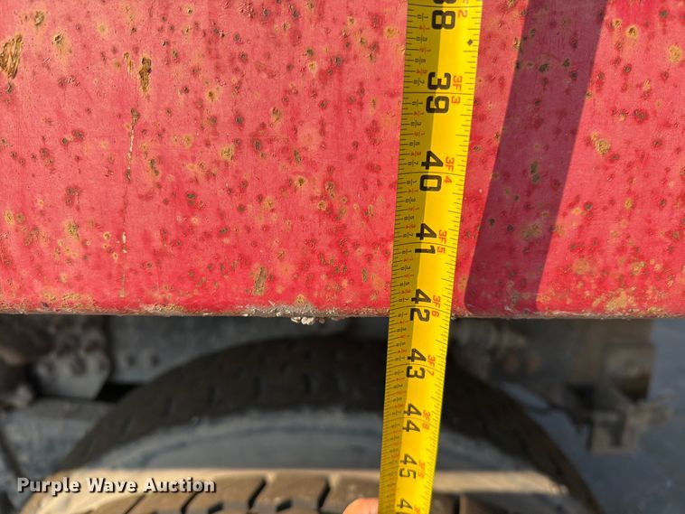 image for item EO8649 2006 Sterling Truck L9500 dump truck
