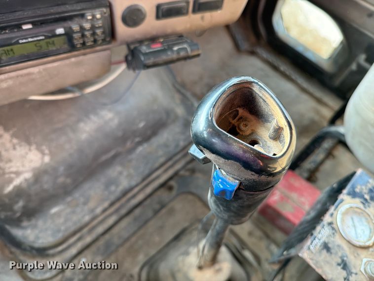 image for item EO8649 2006 Sterling Truck L9500 dump truck