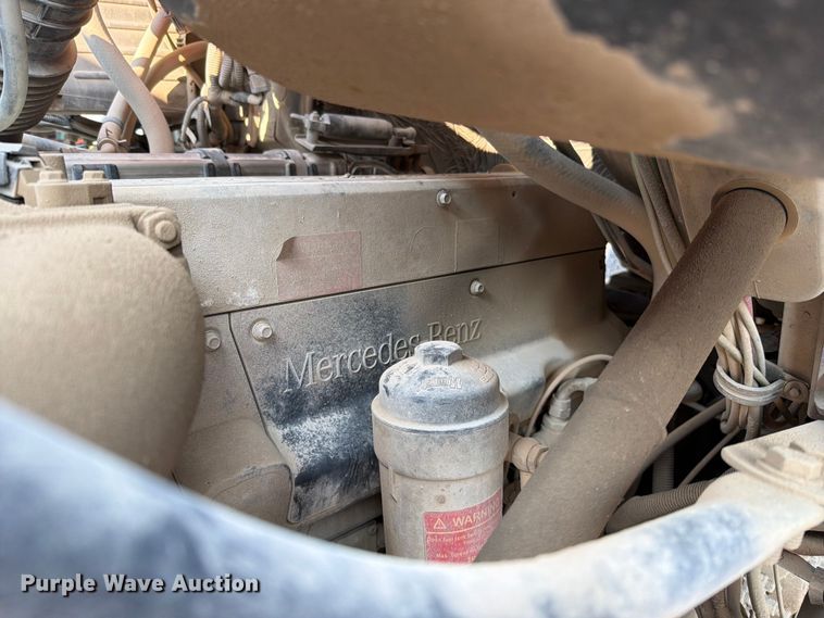 image for item EO8649 2006 Sterling Truck L9500 dump truck