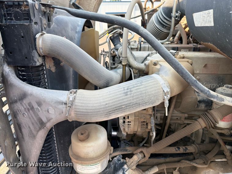 image for item EO8649 2006 Sterling Truck L9500 dump truck
