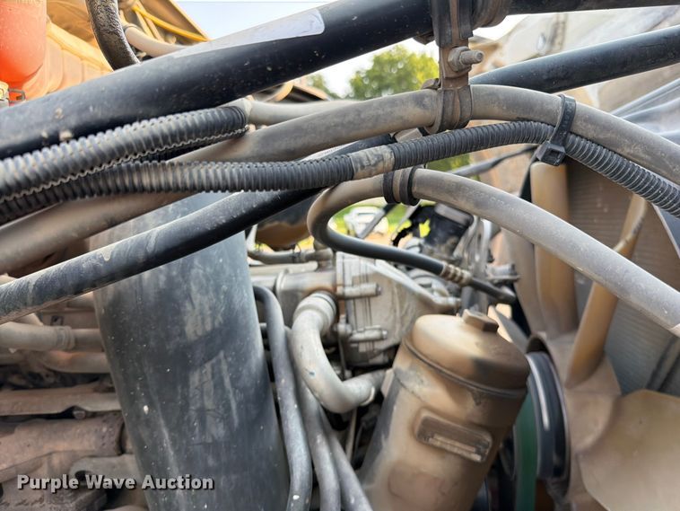 image for item EO8649 2006 Sterling Truck L9500 dump truck