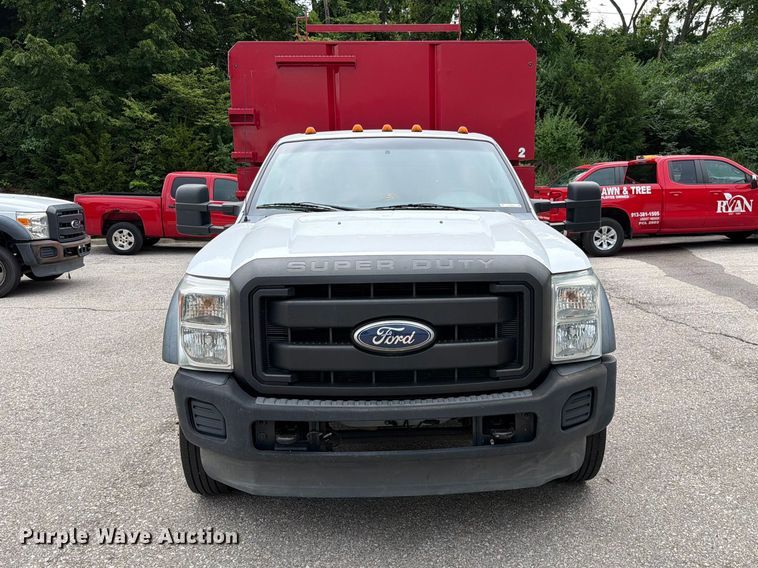 image for item EO8652 2011 Ford F550 chipper truck
