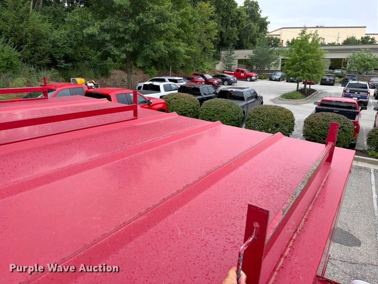 image for item EO8652 2011 Ford F550 chipper truck