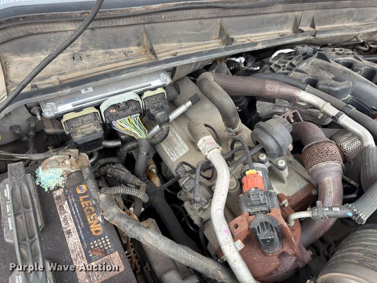 image for item EO8652 2011 Ford F550 chipper truck