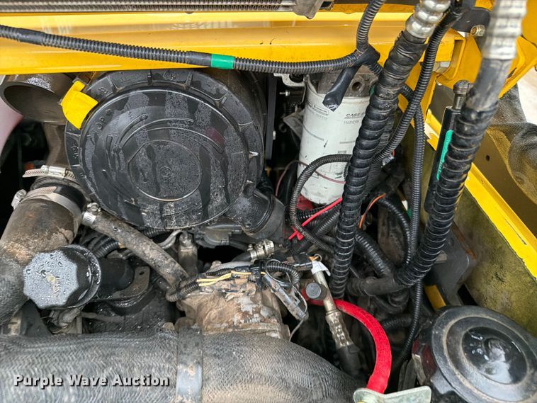 image for item EO8654 2012 New Holland L230 skid steer loader