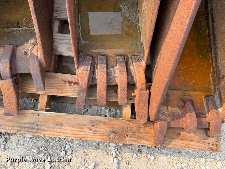 image for item EO8664 (4) CP backhoe buckets