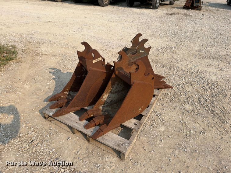 (3) Kubota 12" W mini excavator buckets