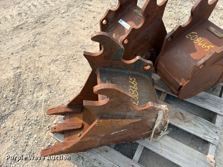 image for item EO8665 (3) Kubota 12