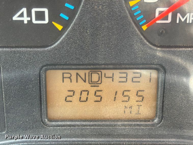 image for item EO8666 2006 International 7400 dump truck