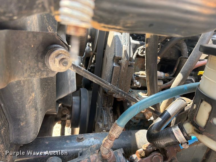 image for item EO8666 2006 International 7400 dump truck