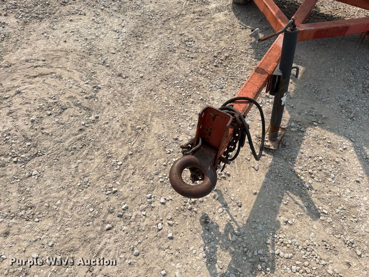 image for item EO8675 Arrow board trailer