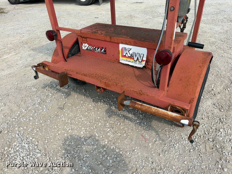 image for item EO8675 Arrow board trailer