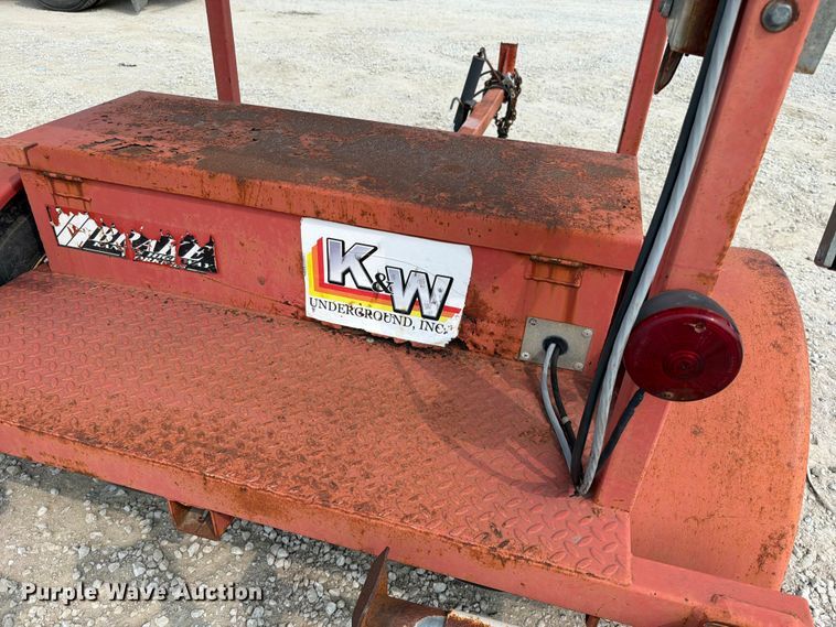 image for item EO8675 Arrow board trailer