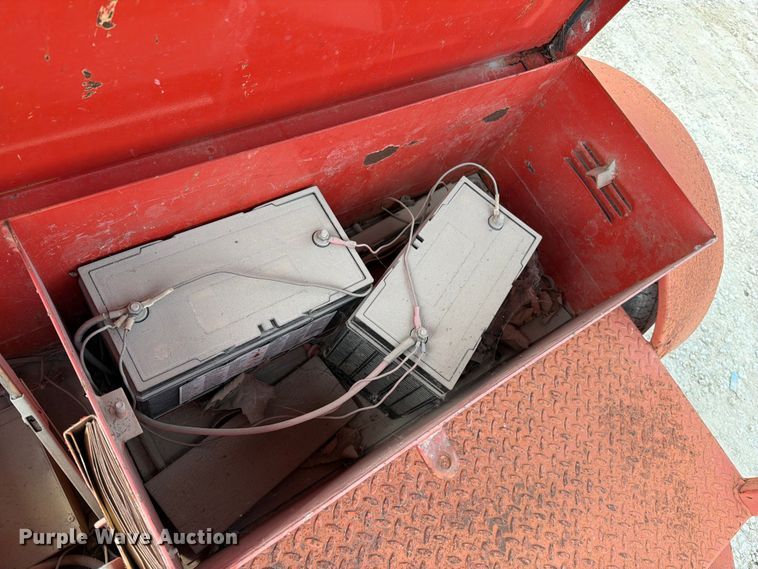image for item EO8675 Arrow board trailer
