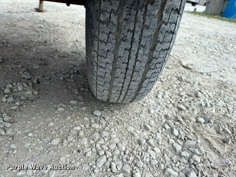 image for item EO8675 Arrow board trailer