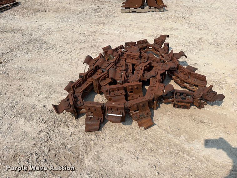 image for item EO8676 Trencher chain