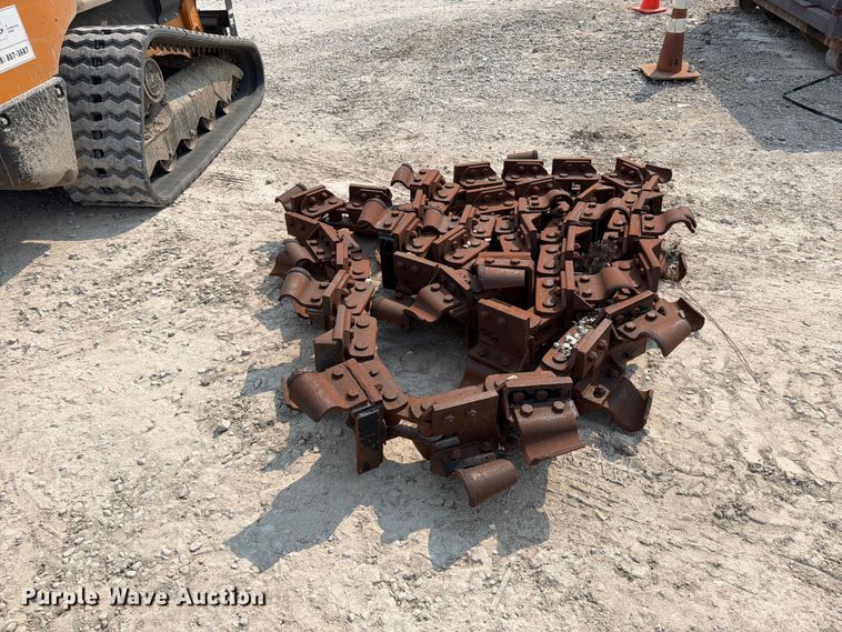 image for item EO8676 Trencher chain