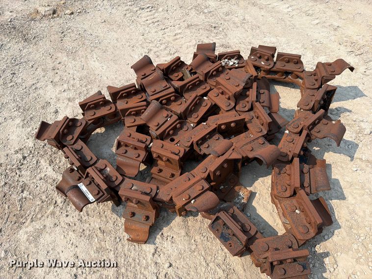 image for item EO8676 Trencher chain