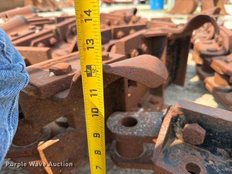 image for item EO8676 Trencher chain