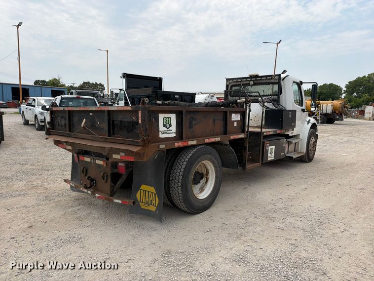 image for item EO8679 2012 Freightliner Business Class M2 dump flatbed truck