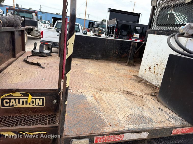 image for item EO8679 2012 Freightliner Business Class M2 dump flatbed truck