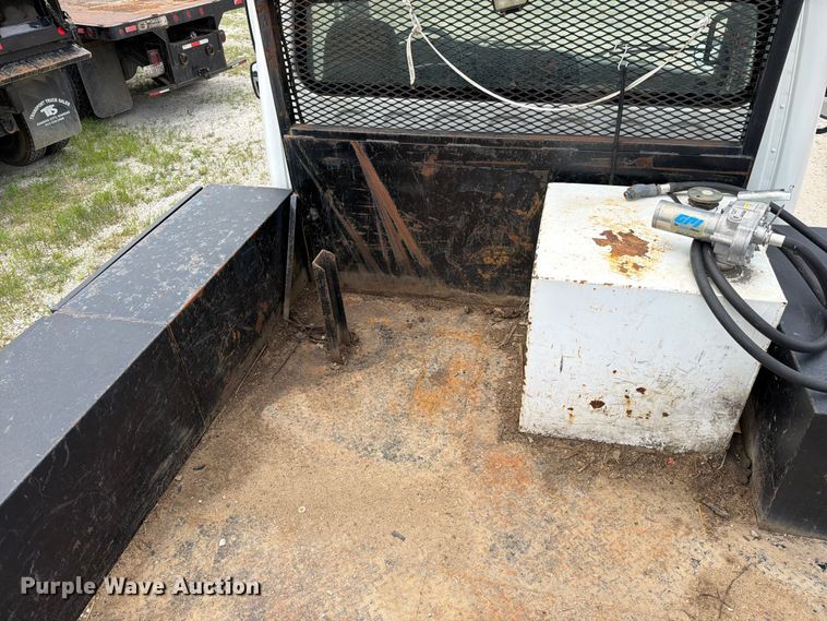 image for item EO8679 2012 Freightliner Business Class M2 dump flatbed truck