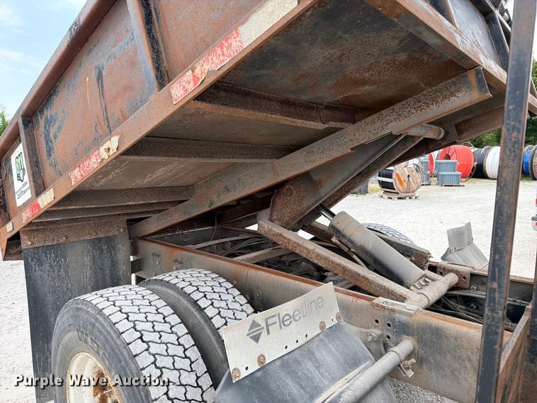 image for item EO8679 2012 Freightliner Business Class M2 dump flatbed truck