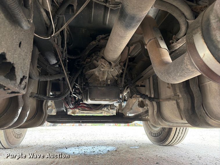 image for item EO8679 2012 Freightliner Business Class M2 dump flatbed truck