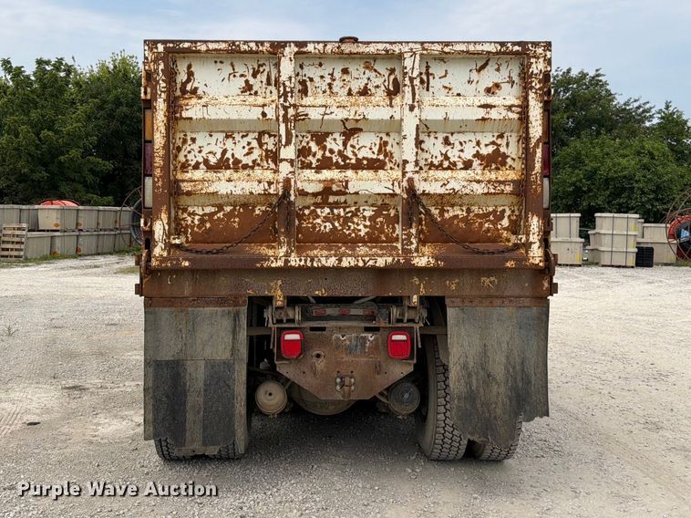 image for item EO8680 2005 Sterling L-Line dump truck