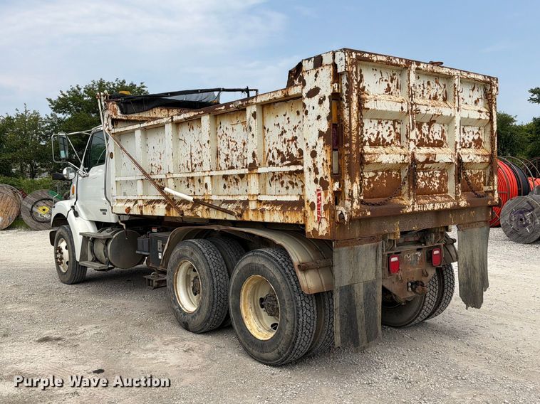 image for item EO8680 2005 Sterling L-Line dump truck