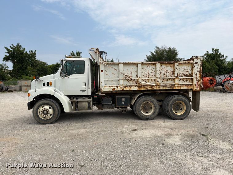 image for item EO8680 2005 Sterling L-Line dump truck