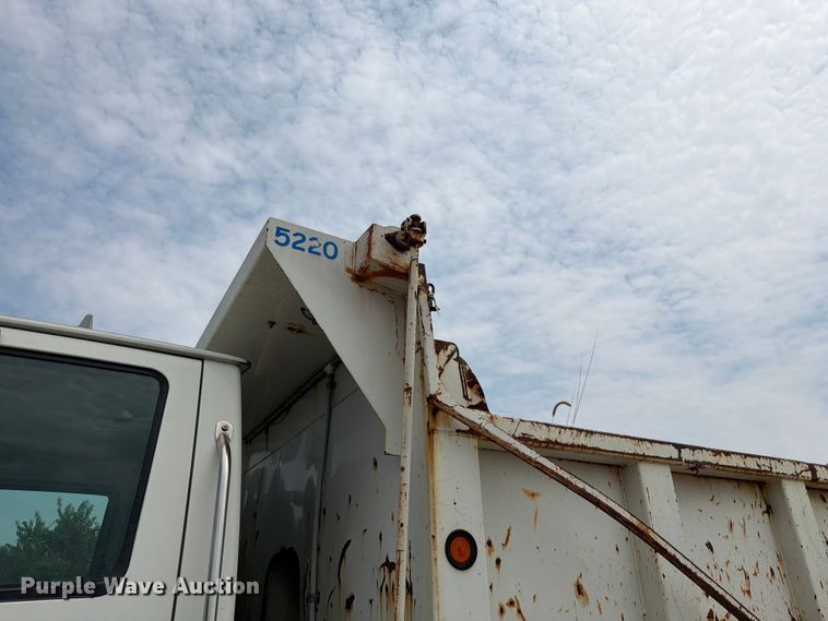image for item EO8680 2005 Sterling L-Line dump truck