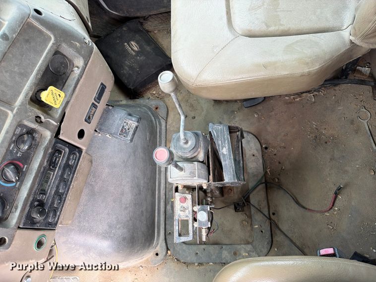 image for item EO8680 2005 Sterling L-Line dump truck