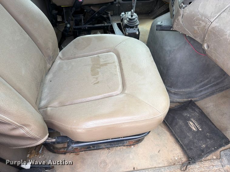 image for item EO8680 2005 Sterling L-Line dump truck