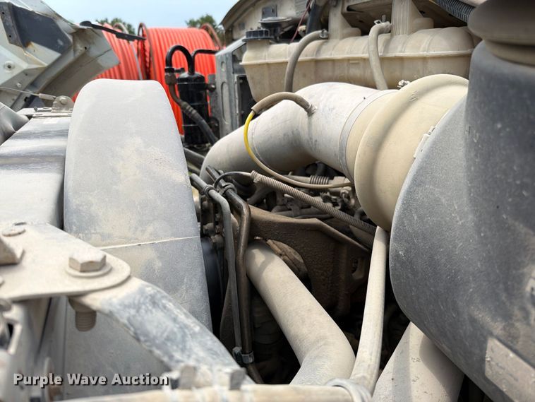 image for item EO8680 2005 Sterling L-Line dump truck