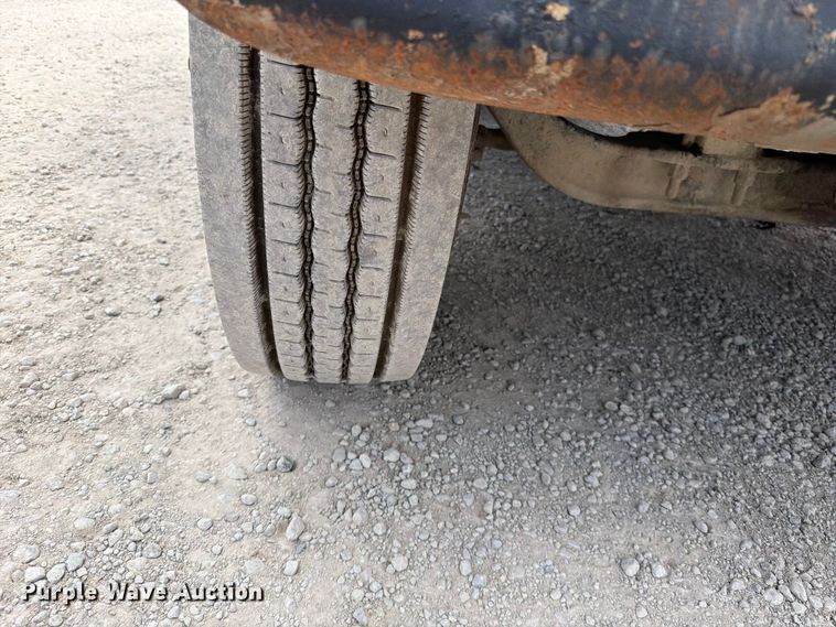 image for item EO8680 2005 Sterling L-Line dump truck