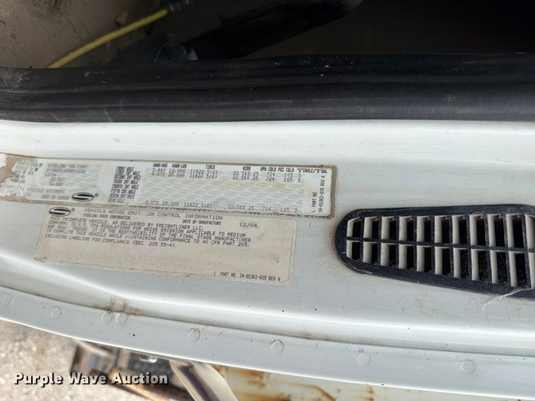 image for item EO8680 2005 Sterling L-Line dump truck