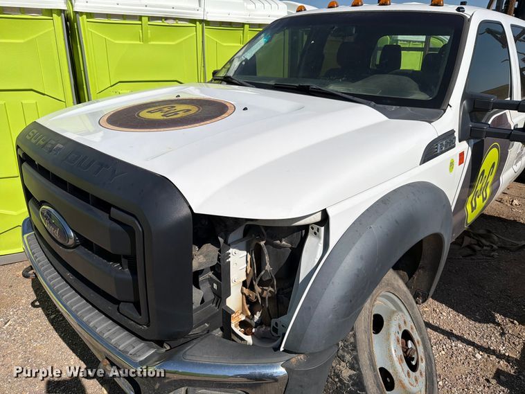 image for item ER1895 2013 Ford F550 vacuum truck