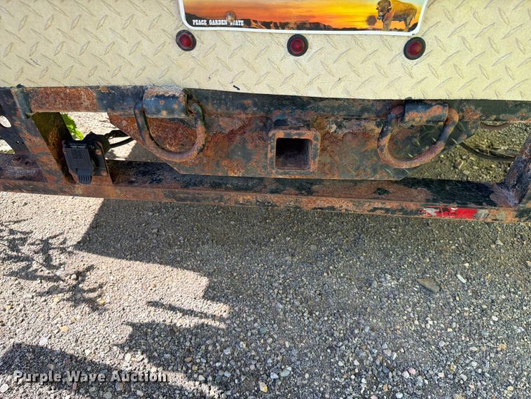 image for item ER1895 2013 Ford F550 vacuum truck