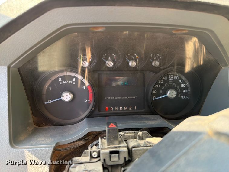 image for item ER1895 2013 Ford F550 vacuum truck